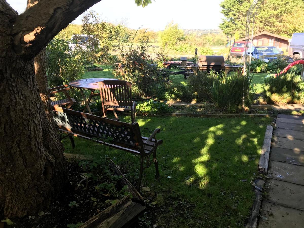 Bridge Farm Guesthouse Rooms Dundry Exterior photo